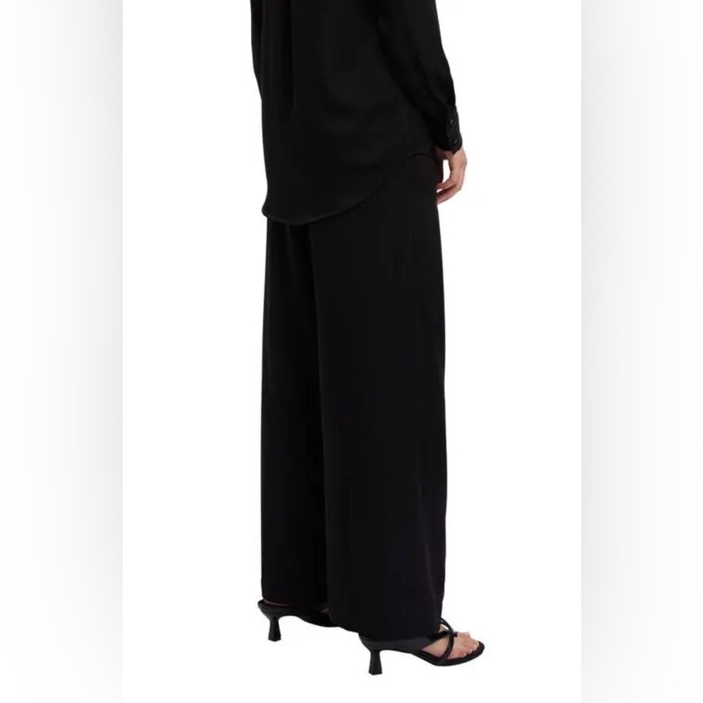 NWT Bardot Lena Pants Pleat Front Satin Black Pin Tuck Wide Leg Woman’s Size XS - Picture 2 of 12